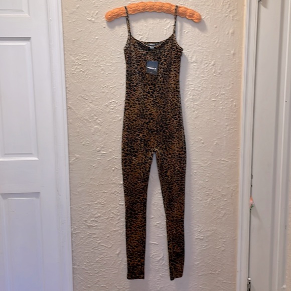 NWT Leopard Spaghetti Strap Bodysuit - Picture 4 of 10